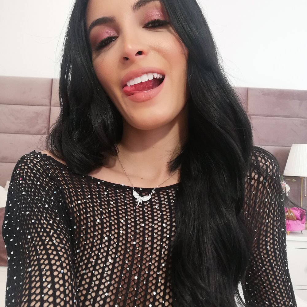 RanyaCarter's profile image gallery - #2