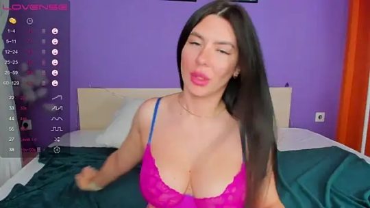 Hot Live show Screenshots of Amore_Ellise on August 17, 2023 - #15