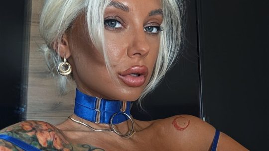 KatalinaRouge's Sexy Profile Images - #8