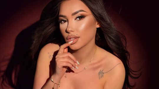 Busty RonaBonnie is Damn Sexy - #10